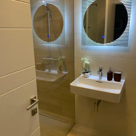 アパート Capitol Exclusive ザダル