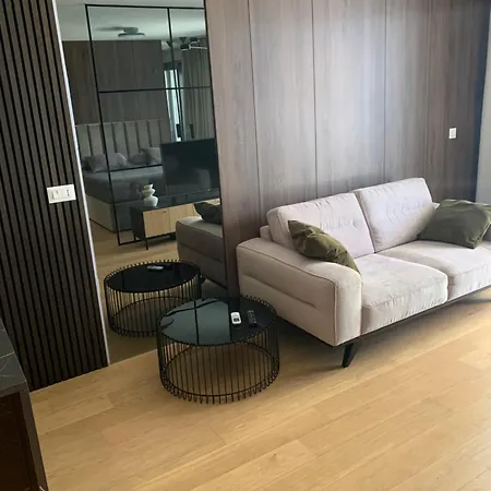 아파트 Capitol Exclusive With Private Terrace 자다르
